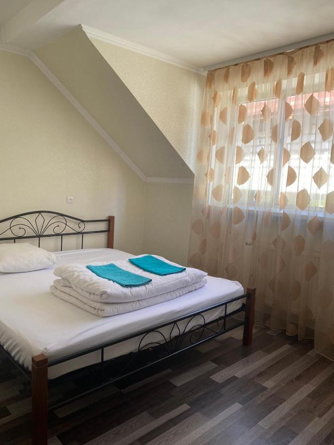 Vip Hostel 穆卡切沃 外观 照片