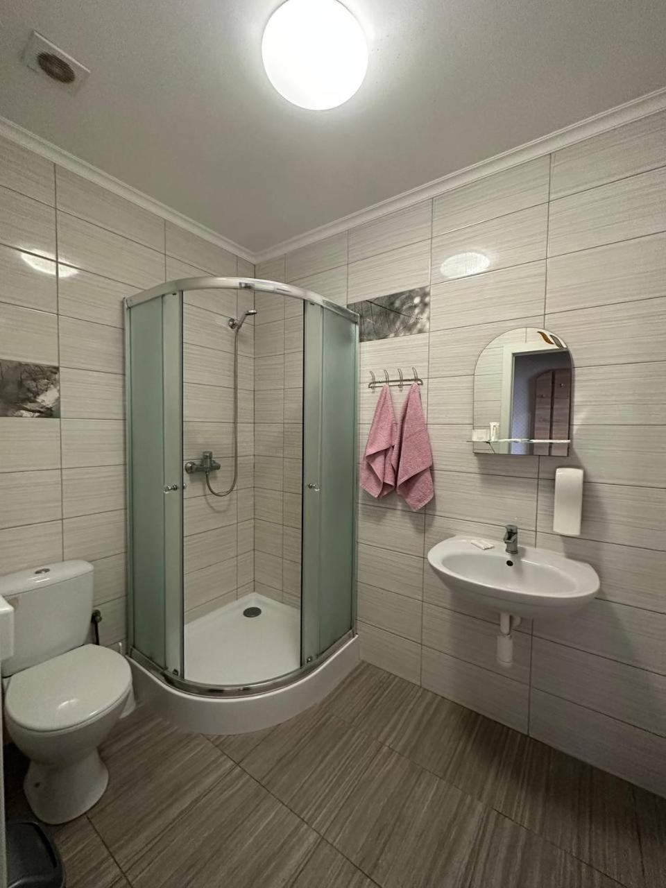 Vip Hostel 穆卡切沃 外观 照片